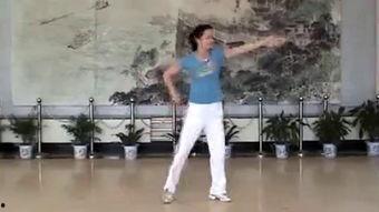 成人走秀拉伸动作视频,时尚走秀前的专业拉伸动作揭秘